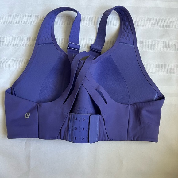 Lululemon AirSupport Bra | Size 34C - Picture 2 of 9